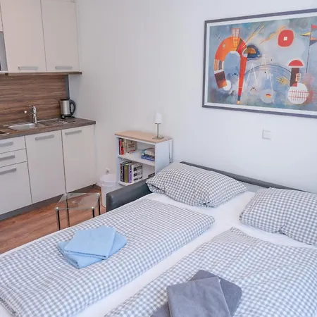 Haus Bielefeld 23 *